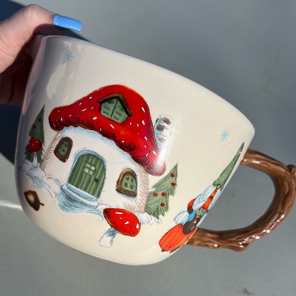 Holiday time- Whimsical measuring bowl - Picture 2 of 5